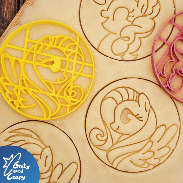 Foremka - Filmy i Bajki - My Little Pony - Fluttershy.png