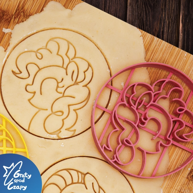 Foremka - Filmy i Bajki - My Little Pony - Pinkie Pie.png